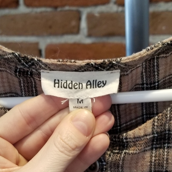 HIDDEN ALLEY M brown plaid dress button tie sleeve - Picture 4 of 4